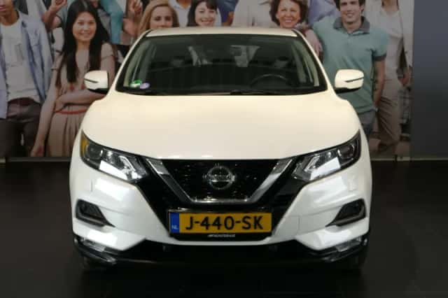 Nissan Qashqai (2019) thumbnail 2