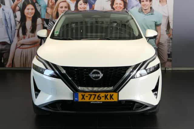 Nissan Qashqai (2023) thumbnail 2