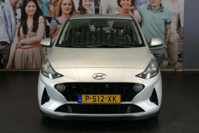 Hyundai i10 (2022) thumbnail 2