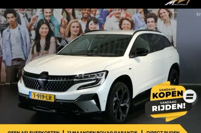 Renault Austral (2023) thumbnail 1