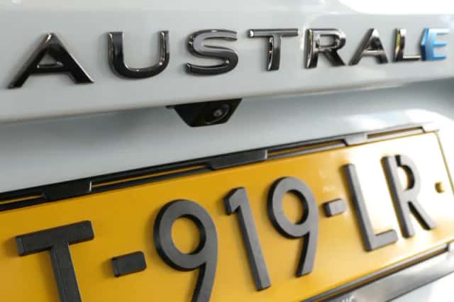 Renault Austral (2023) thumbnail 5