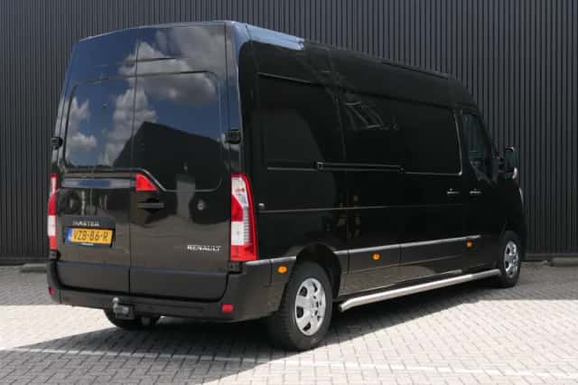Renault Master (2023) thumbnail 3