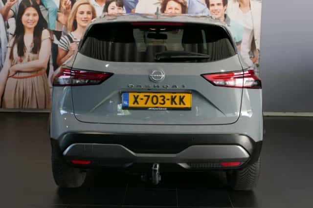 Nissan Qashqai (2023) thumbnail 4