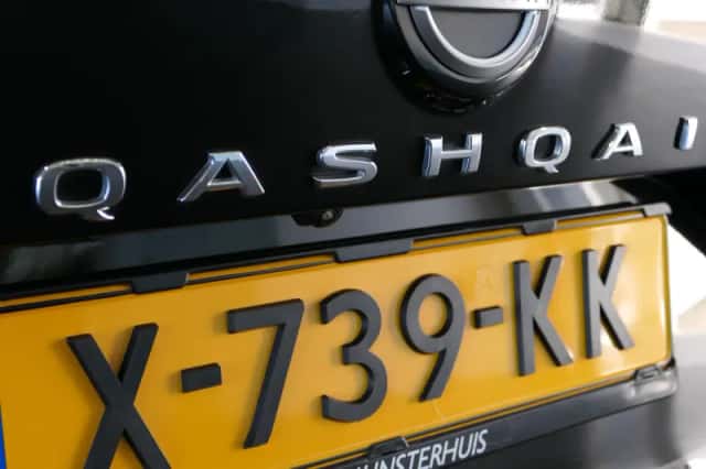 Nissan Qashqai (2023) thumbnail 5
