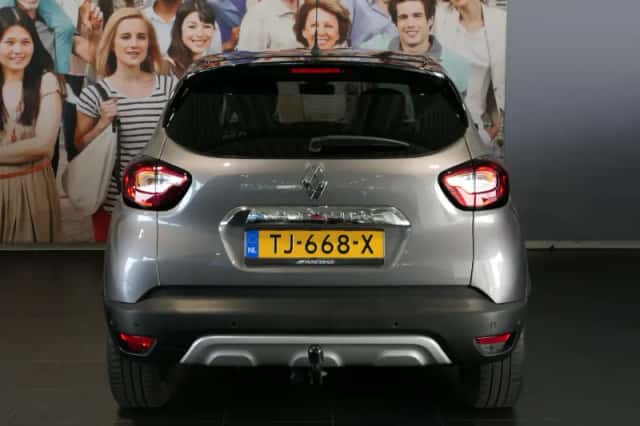 Renault Captur (2018) thumbnail 4