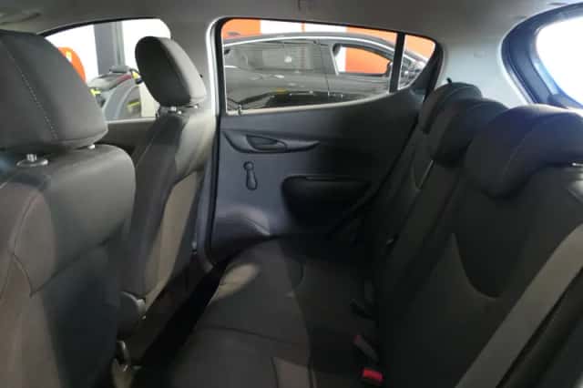 Opel Karl (2018) thumbnail 6