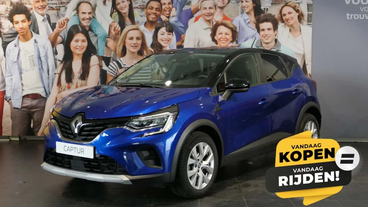 Renault Captur (2022) — foto 1
