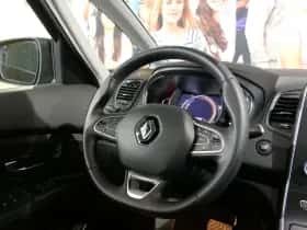 Renault Grand Scénic (2023) thumbnail 18