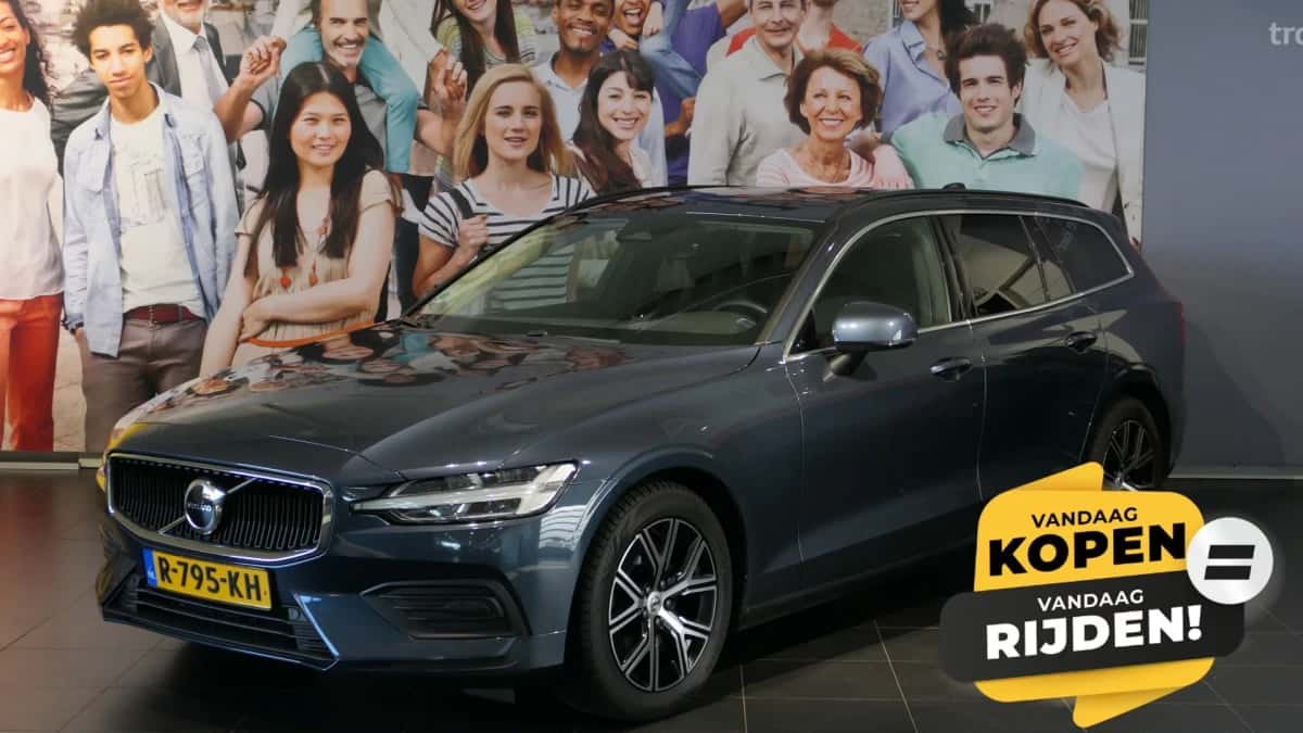 Volvo V60 (2022) — foto 1