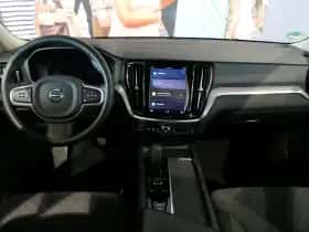 Volvo V60 (2022) thumbnail 15