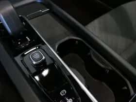 Volvo V60 (2022) thumbnail 32