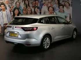 Renault Mégane (2017) thumbnail 3