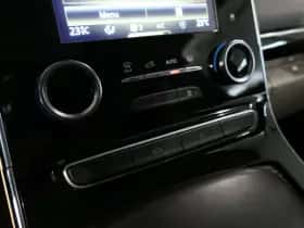 Renault Espace (2019) thumbnail 32