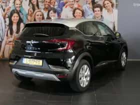 Renault Captur (2021) thumbnail 3