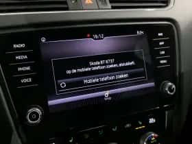 Škoda Octavia (2019) thumbnail 33