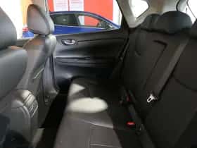 Nissan Pulsar (2015) thumbnail 8