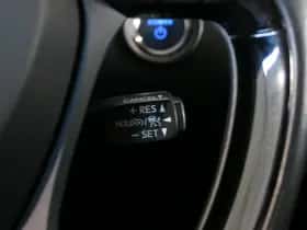 Toyota C-HR (2022) thumbnail 22