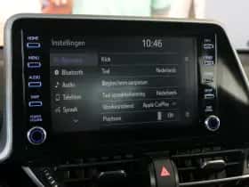 Toyota C-HR (2022) thumbnail 32