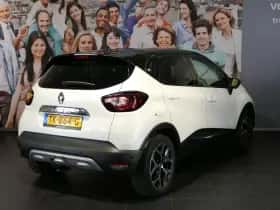 Renault Captur (2018) thumbnail 3