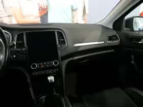 Renault Mégane (2022) thumbnail 18