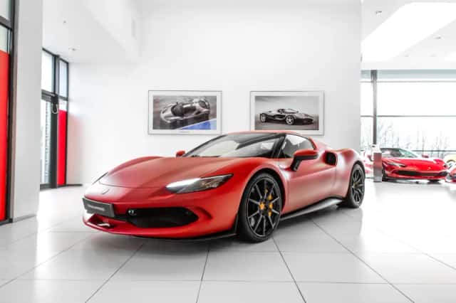 Ferrari 296 GTB (2023) thumbnail 2