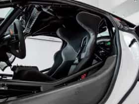McLaren 570S (2017) thumbnail 5
