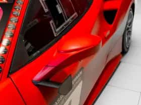 Ferrari 488 (2018) thumbnail 16