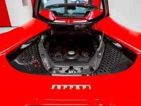 Ferrari SF90 Spider (2025) thumbnail 38