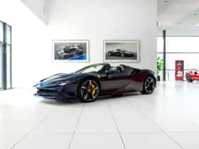 Ferrari SF90 Spider (2025) thumbnail 2