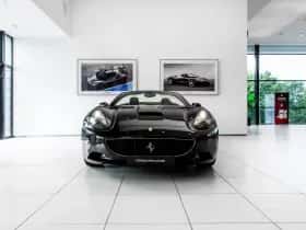 Ferrari California (2012) thumbnail 15