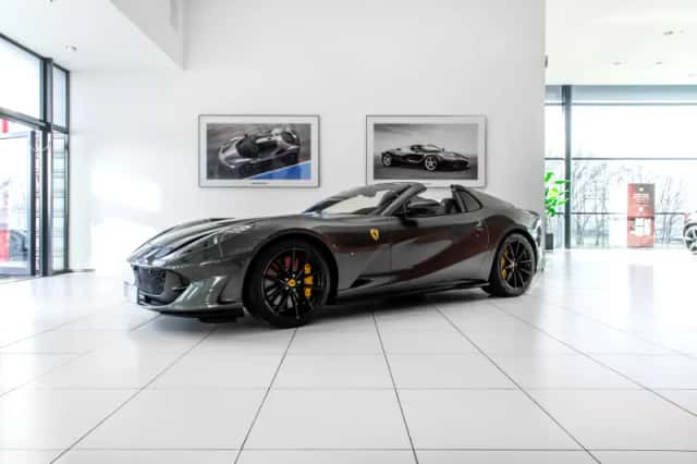 Ferrari 812 GTS (2023) thumbnail 2