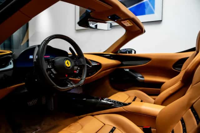 Ferrari SF90 Spider (2025) thumbnail 4