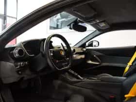 Ferrari 812 Superfast (2018) thumbnail 4