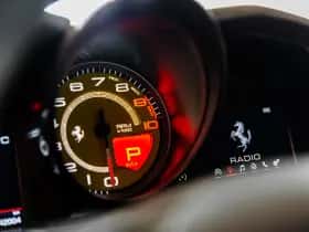 Ferrari 812 Superfast (2018) thumbnail 9