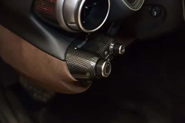Ferrari 812 GTS (2021) thumbnail 6