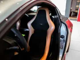 Aston Martin V8 Vantage (2019) thumbnail 14
