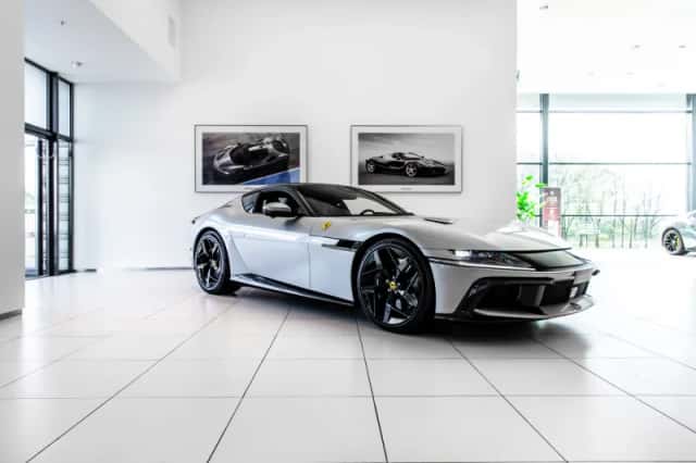 Ferrari 12 Cilindri (2025) thumbnail 1