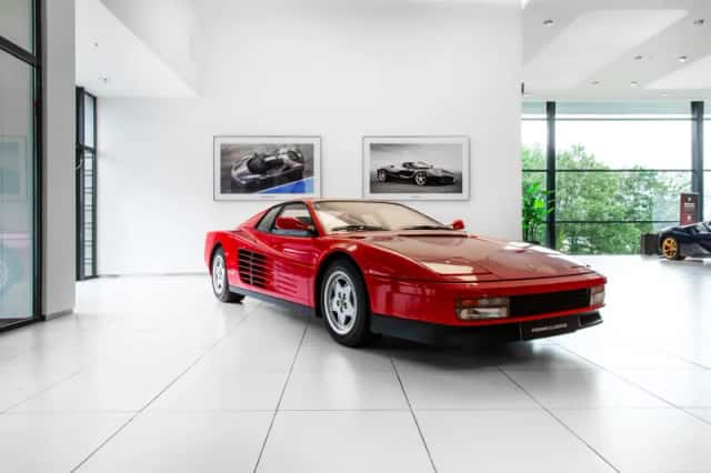 Ferrari Testarossa (1991) thumbnail 1