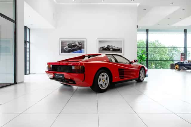 Ferrari Testarossa (1991) thumbnail 2