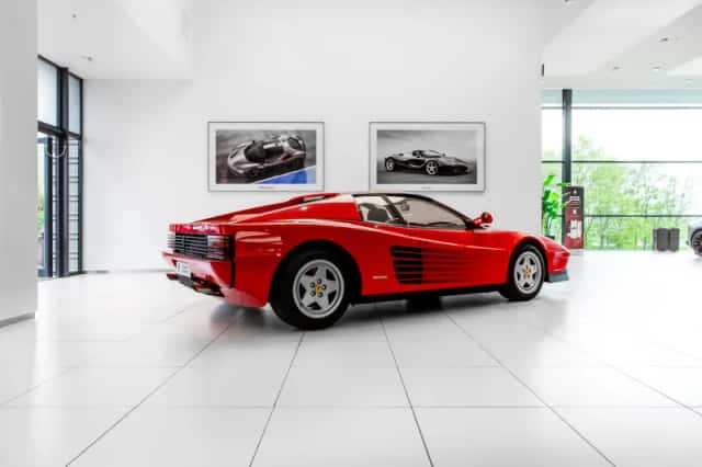 Ferrari Testarossa (1991) thumbnail 3