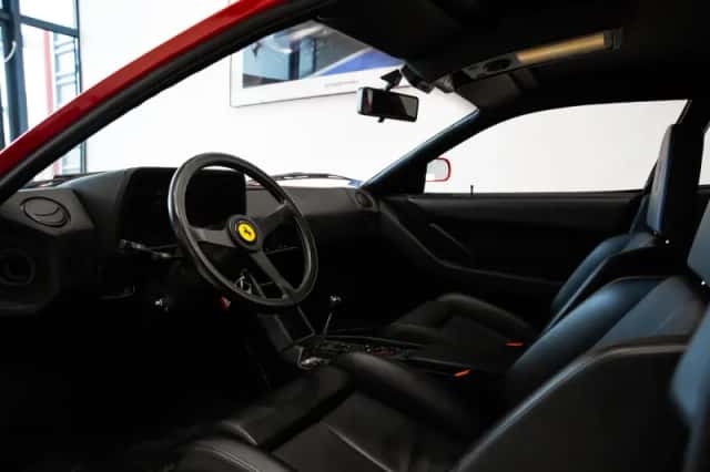 Ferrari Testarossa (1991) thumbnail 4