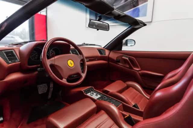 Ferrari F355 (1998) thumbnail 4