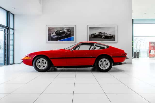 Ferrari 365 (1971) thumbnail 1
