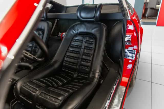 Ferrari 365 (1971) thumbnail 5