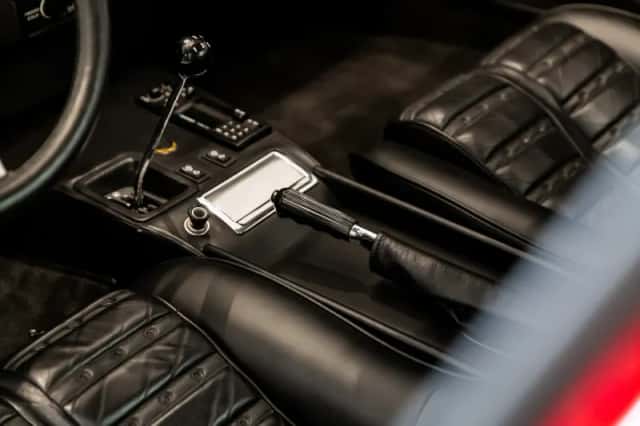 Ferrari 365 (1971) thumbnail 6