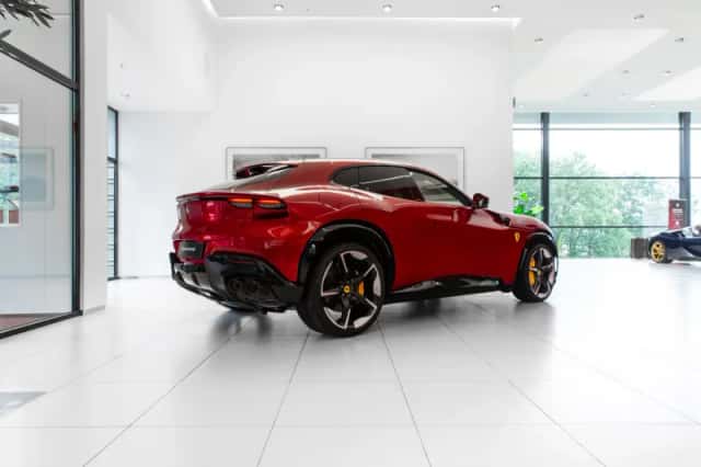 Ferrari Purosangue (2026) thumbnail 4
