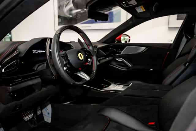 Ferrari Purosangue (2026) thumbnail 5
