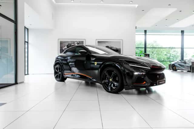 Ferrari Purosangue (2025) thumbnail 1
