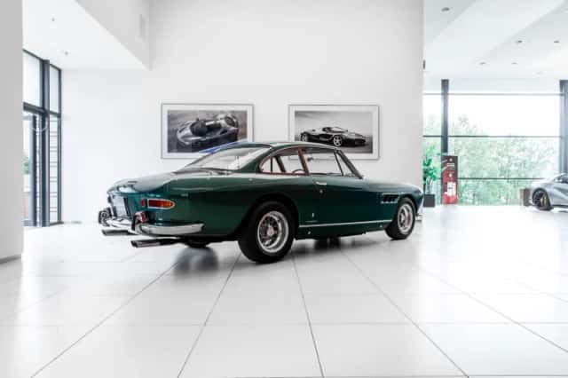 Ferrari 330 GT (1966) thumbnail 4