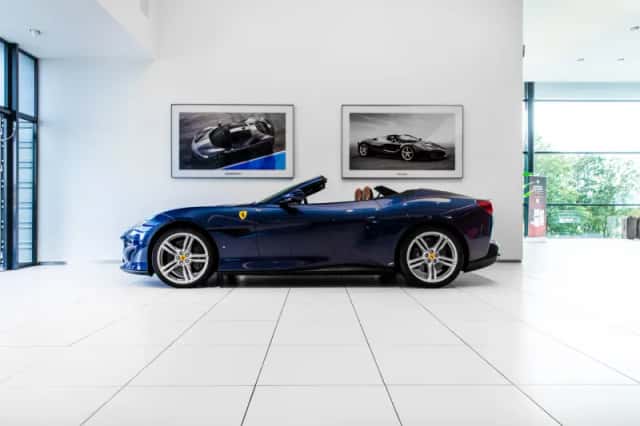 Ferrari Portofino (2020) thumbnail 2